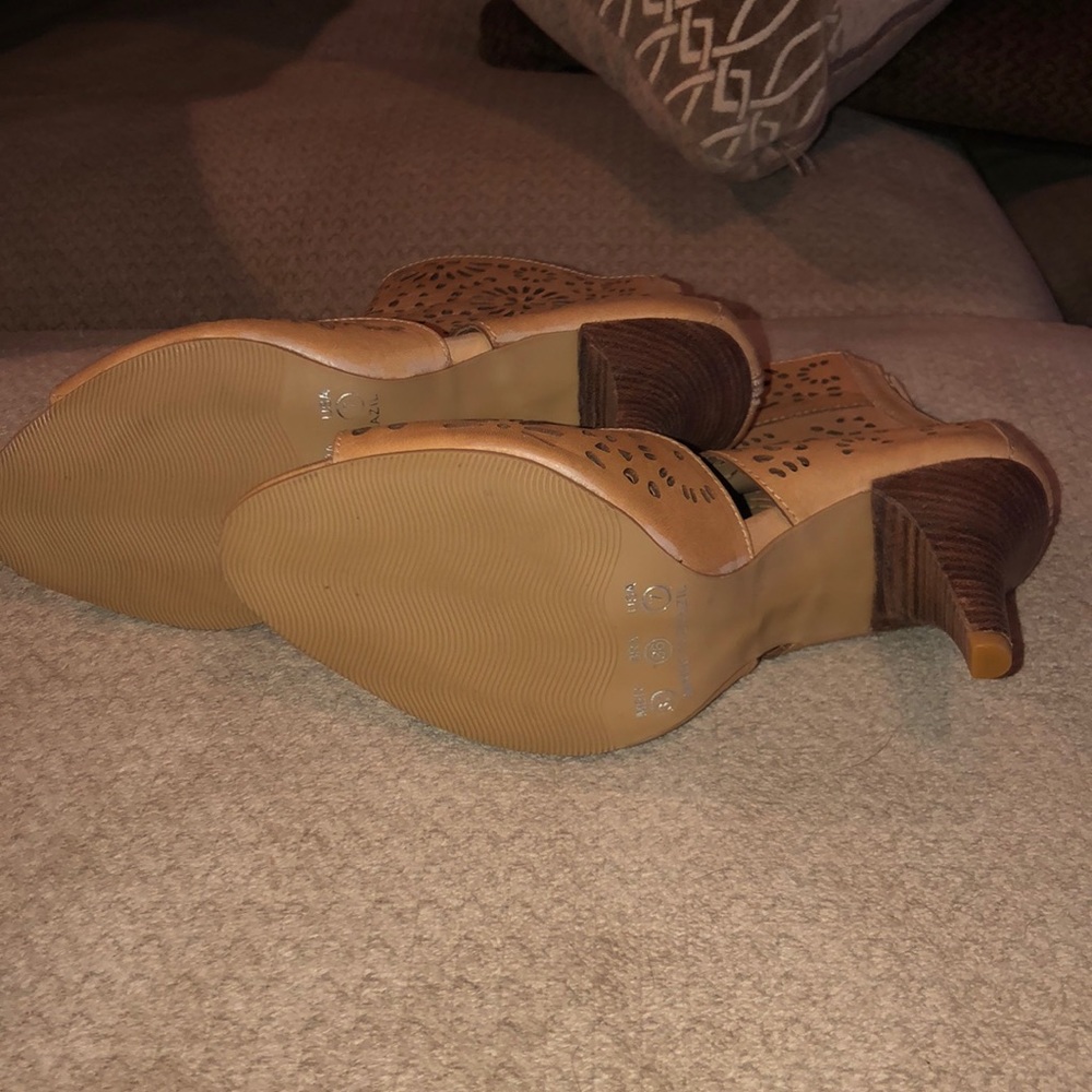 Heeled Summer Booties - Picture 3 of 7